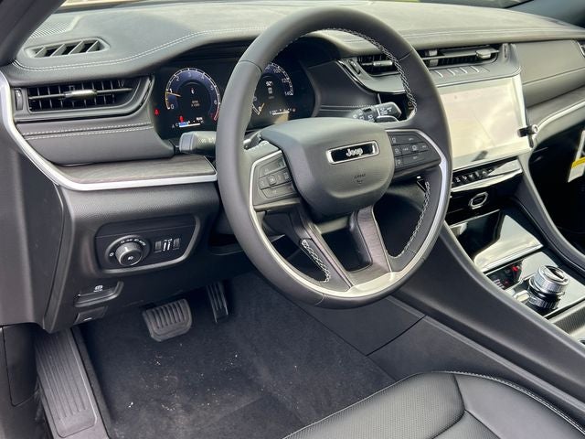 2027 Jeep Grand Cherokee Limited Reserve