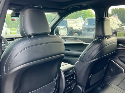 2027 Jeep Grand Cherokee Limited Reserve