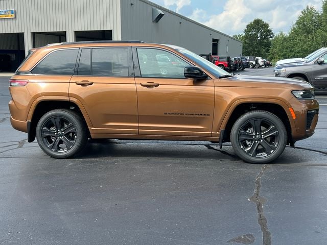 2027 Jeep Grand Cherokee Limited Reserve