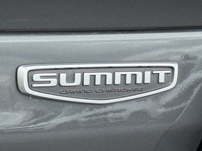 2022 Jeep Grand Cherokee Summit 4x4
