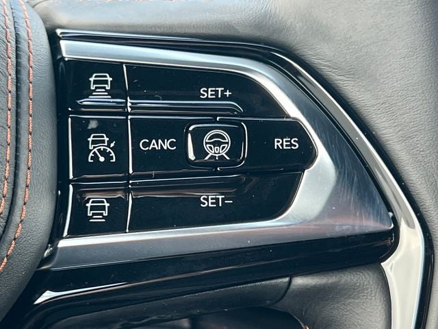 2027 Jeep Grand Cherokee Summit