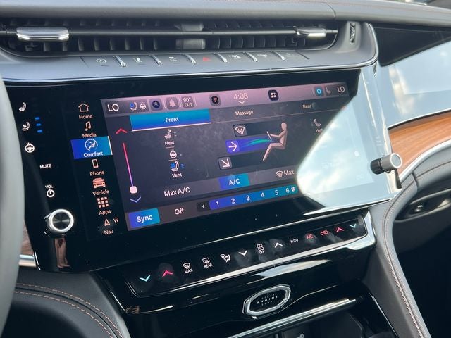 2027 Jeep Grand Cherokee Summit