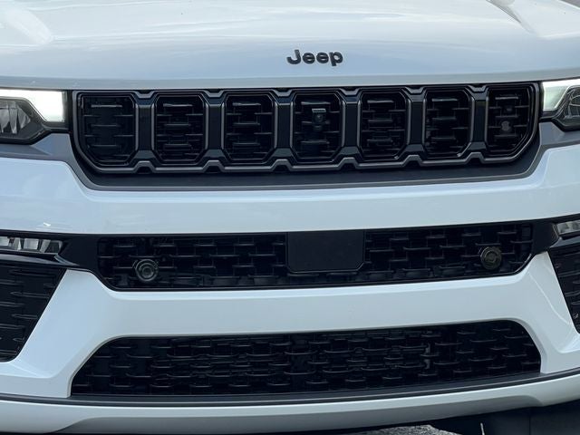 2027 Jeep Grand Cherokee Summit