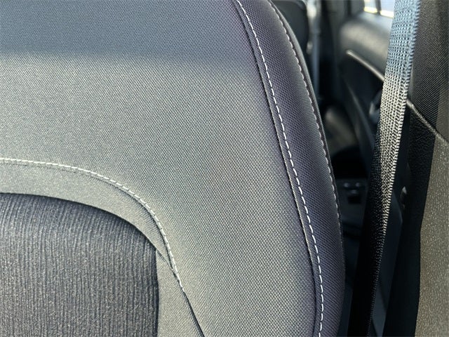 2025 Jeep Grand Cherokee L GRAND CHEROKEE L LAREDO X 4X4