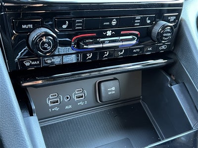 2025 Jeep Grand Cherokee L GRAND CHEROKEE L LAREDO X 4X4