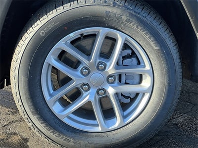 2025 Jeep Grand Cherokee L GRAND CHEROKEE L LAREDO X 4X4