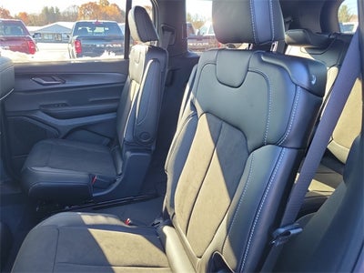 2025 Jeep Grand Cherokee L GRAND CHEROKEE L ALTITUDE X 4X4