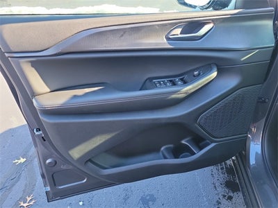 2025 Jeep Grand Cherokee L GRAND CHEROKEE L ALTITUDE X 4X4