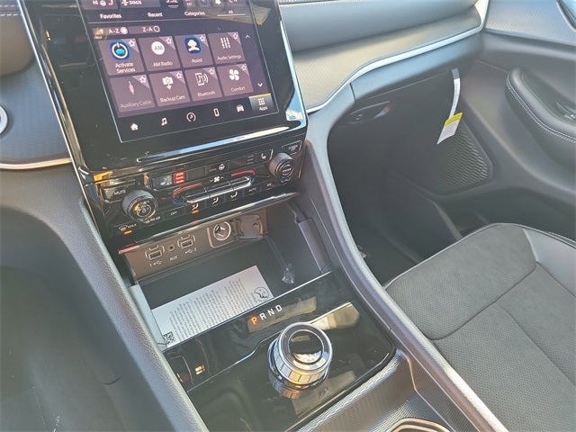 2025 Jeep Grand Cherokee L GRAND CHEROKEE L ALTITUDE X 4X4