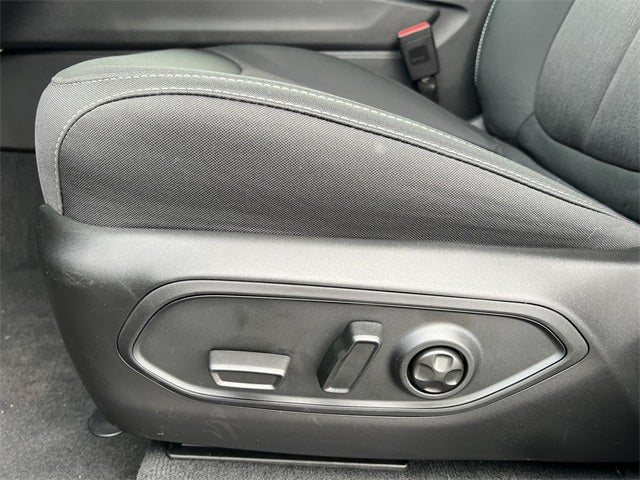 2025 Jeep Grand Cherokee L GRAND CHEROKEE L LAREDO X 4X4