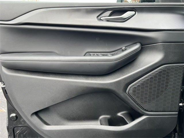 2025 Jeep Grand Cherokee L GRAND CHEROKEE L LAREDO X 4X4