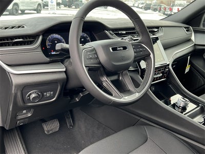 2025 Jeep Grand Cherokee L GRAND CHEROKEE L LAREDO X 4X4