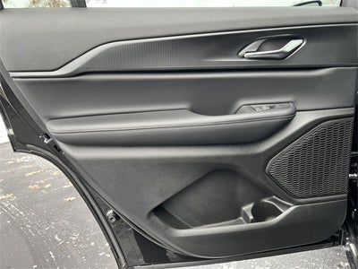 2025 Jeep Grand Cherokee L GRAND CHEROKEE L LAREDO X 4X4