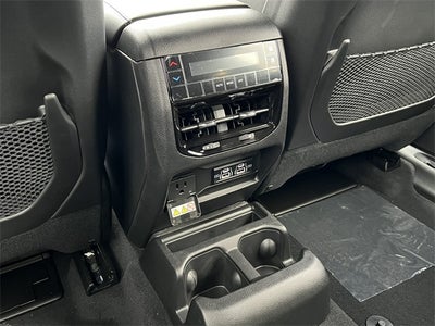 2025 Jeep Grand Cherokee L GRAND CHEROKEE L LAREDO X 4X4