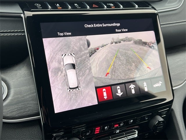 2023 Jeep Grand Cherokee L Limited 4x4