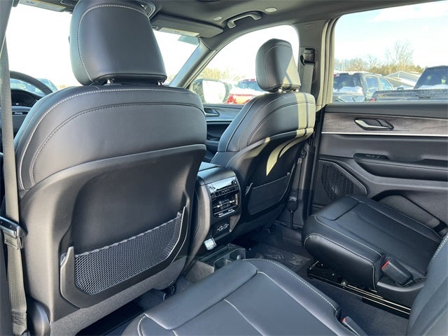 2025 Jeep Grand Cherokee L GRAND CHEROKEE L LIMITED 4X4