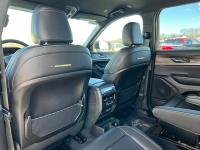 2025 Jeep Grand Cherokee L GRAND CHEROKEE L LIMITED 4X4