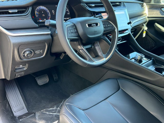 2027 Jeep Grand Cherokee L GRAND CHEROKEE L LIMITED 4X4