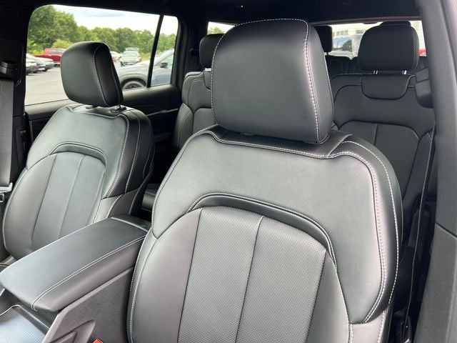 2026 Jeep Grand Cherokee L GRAND CHEROKEE L LIMITED RESERVE 4X4