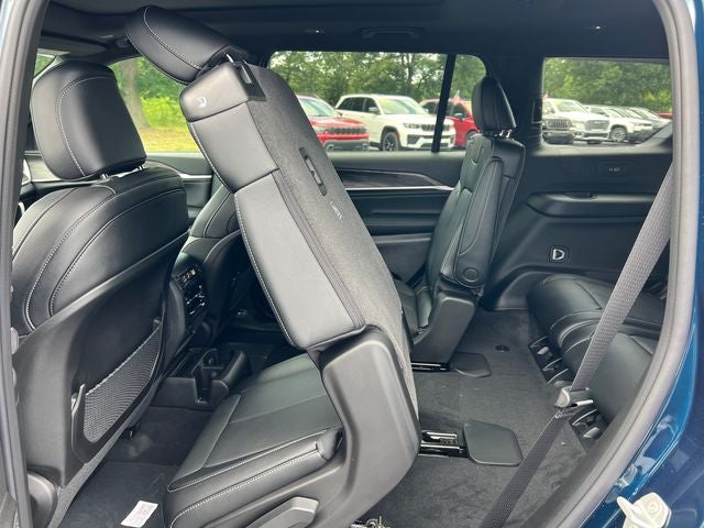 2026 Jeep Grand Cherokee L GRAND CHEROKEE L LIMITED RESERVE 4X4