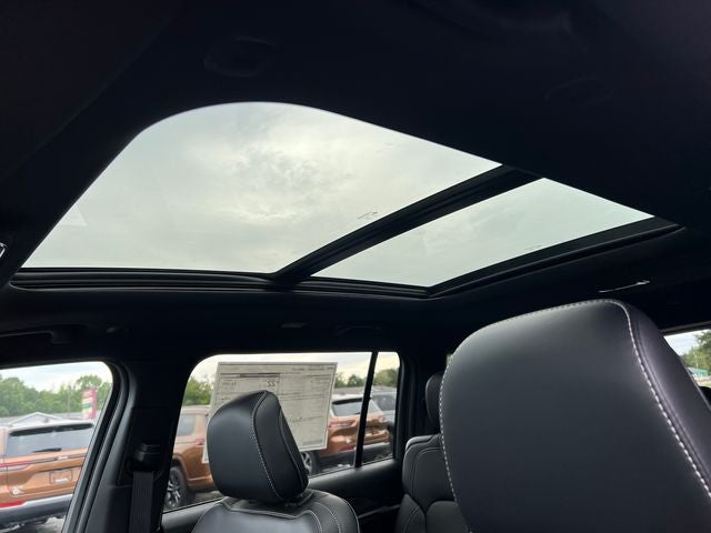 2027 Jeep Grand Cherokee L GRAND CHEROKEE L LIMITED 4X4