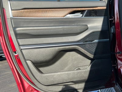 2024 Jeep Grand Wagoneer L 4x4