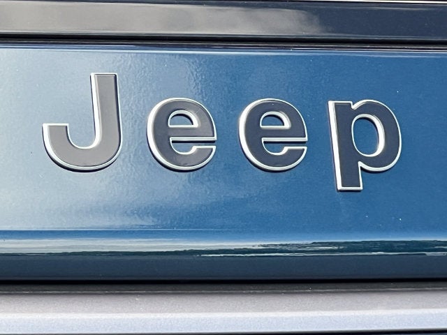 2027 Jeep Grand Wagoneer L GRAND WAGONEER LONG WHEELBASE SUMMIT RESERVE 4X4