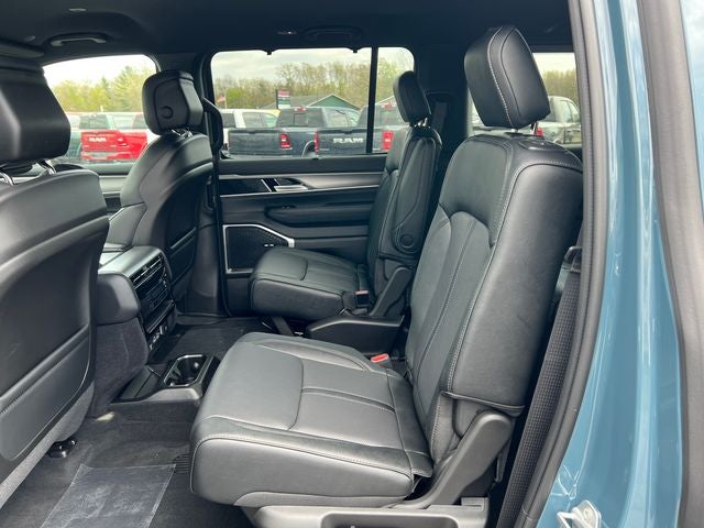 2026 Jeep Grand Wagoneer GRAND WAGONEER LIMITED ALTITUDE 4X4