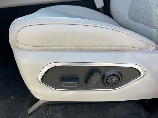 2026 Jeep Grand Wagoneer GRAND WAGONEER LIMITED RESERVE 4X4