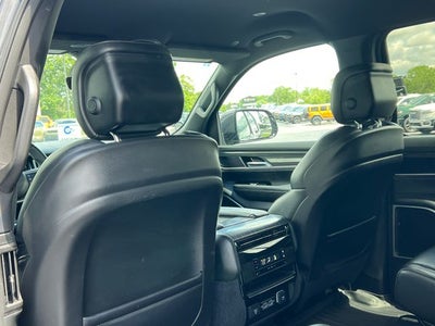 2022 Jeep Wagoneer Series III 4x4
