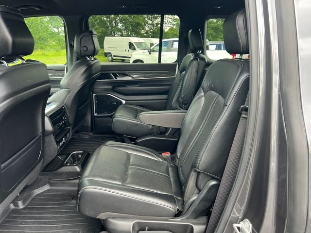2022 Jeep Wagoneer Series III 4x4