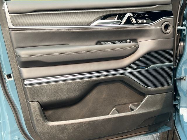 2026 Jeep Grand Wagoneer GRAND WAGONEER SUMMIT OBSIDIAN 4X4