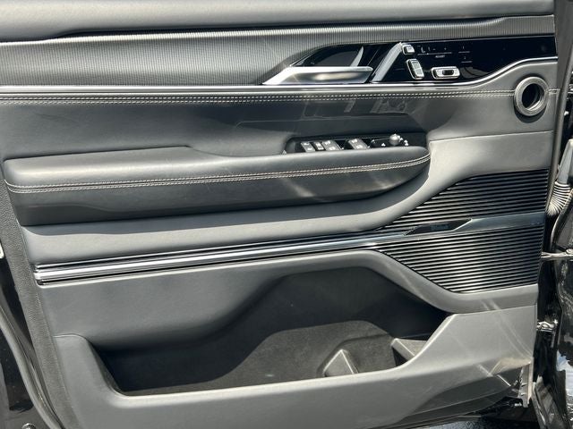 2023 Jeep Grand Wagoneer Obsidian 4x4