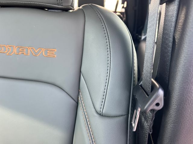 2026 Jeep Gladiator GLADIATOR MOJAVE X 4X4