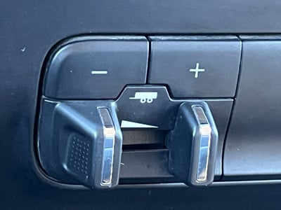 2020 RAM 1500 Classic Tradesman Crew Cab 4x4 5'7' Box