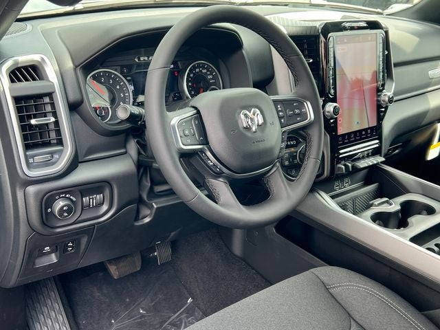 2027 RAM 1500 RAM 1500 BIG HORN CREW CAB 4X4 5'7' BOX