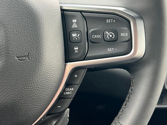 2025 RAM 1500 Big Horn Crew Cab 4x4 5'7' Box