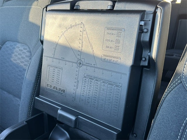 2026 RAM 1500 RAM 1500 BIG HORN CREW CAB 4X4 5'7' BOX