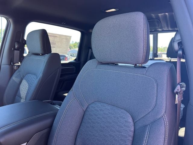 2027 RAM 1500 RAM 1500 BIG HORN CREW CAB 4X4 5'7' BOX