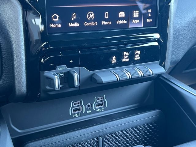 2027 RAM 1500 RAM 1500 BIG HORN CREW CAB 4X4 5'7' BOX