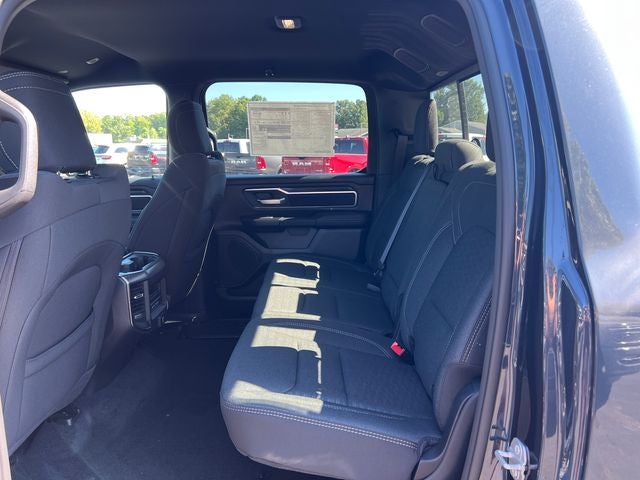 2027 RAM 1500 RAM 1500 BIG HORN CREW CAB 4X4 5'7' BOX