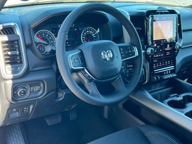 2027 RAM 1500 RAM 1500 BIG HORN CREW CAB 4X4 5'7' BOX