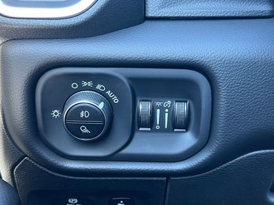 2027 RAM 1500 RAM 1500 BIG HORN CREW CAB 4X4 5'7' BOX