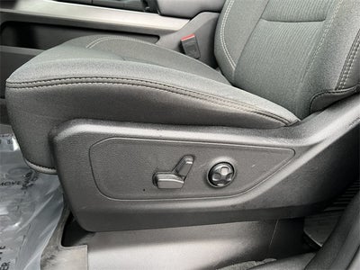 2021 RAM 1500 Big Horn Crew Cab 4x4 5'7' Box