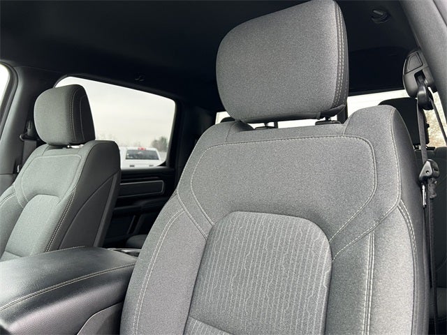 2021 RAM 1500 Big Horn Crew Cab 4x4 5'7' Box