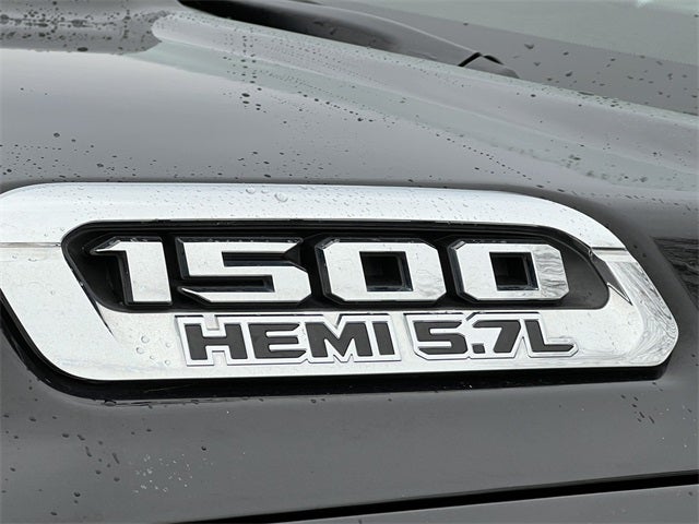 2021 RAM 1500 Big Horn Crew Cab 4x4 5'7' Box