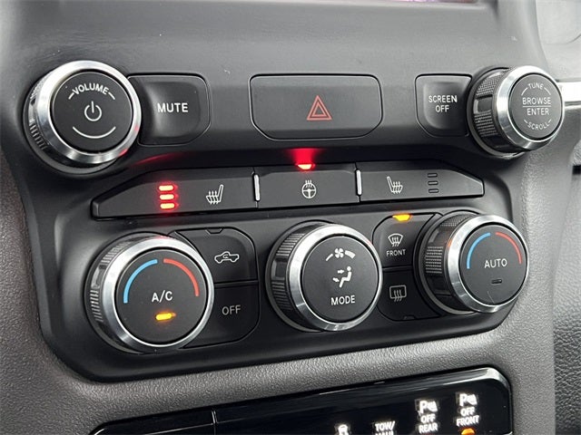 2021 RAM 1500 Big Horn Crew Cab 4x4 5'7' Box