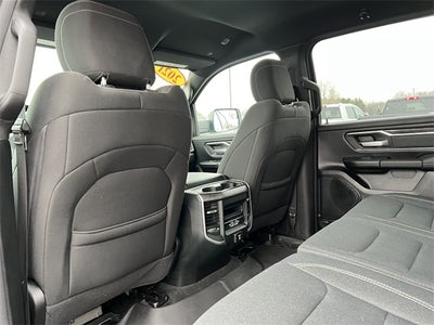 2021 RAM 1500 Big Horn Crew Cab 4x4 5'7' Box