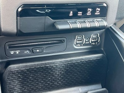 2019 RAM 1500 Big Horn/Lone Star Crew Cab 4x4 5'7' Box