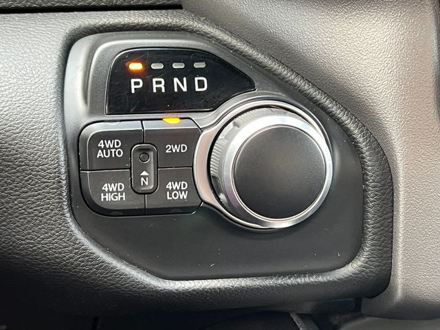 2019 RAM 1500 Big Horn/Lone Star Crew Cab 4x4 5'7' Box